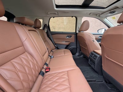 2025 Nissan Rogue Platinum