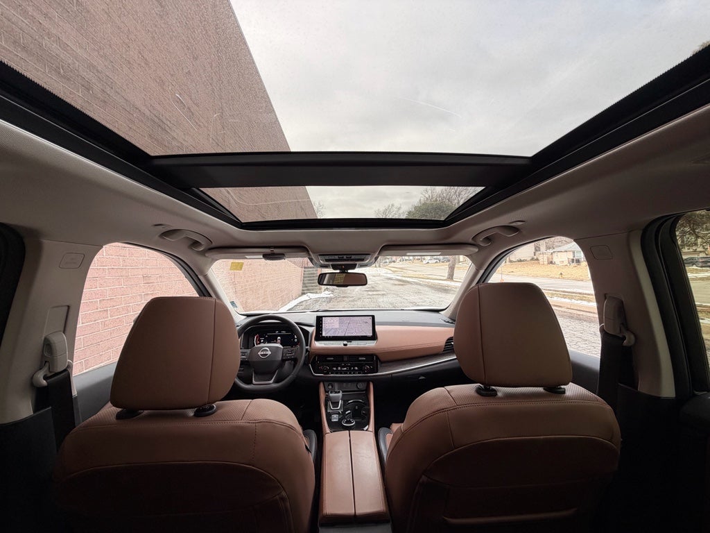 2025 Nissan Rogue Platinum