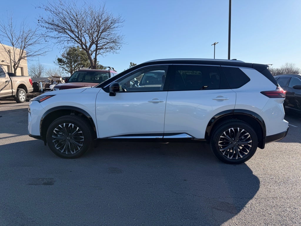 2025 Nissan Rogue Platinum