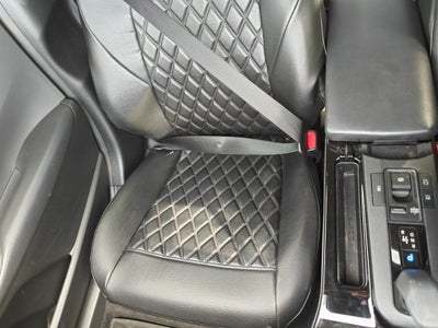 2023 Toyota Prius LE