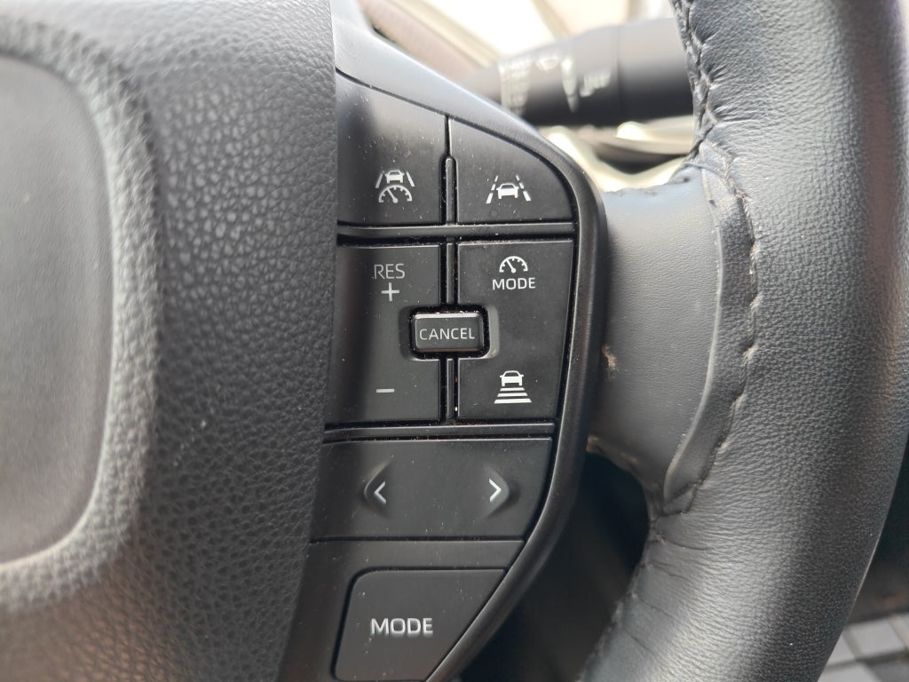 2023 Toyota Prius LE