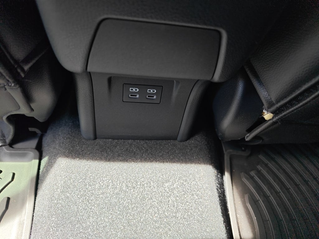 2023 Toyota Prius LE