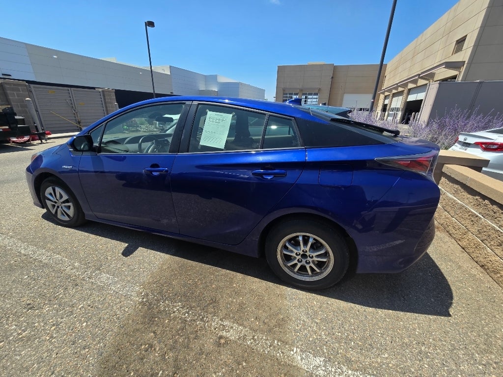 2016 Toyota Prius Three
