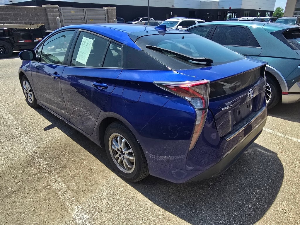 2016 Toyota Prius Three