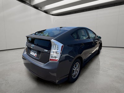 2010 Toyota Prius III