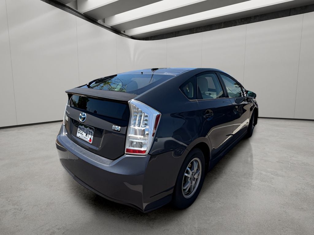 2010 Toyota Prius III