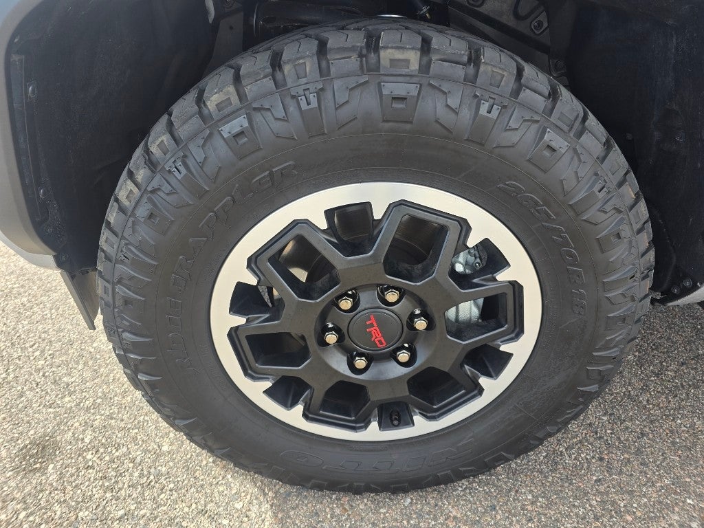 2025 Toyota 4Runner Hybrid TRD Off Road