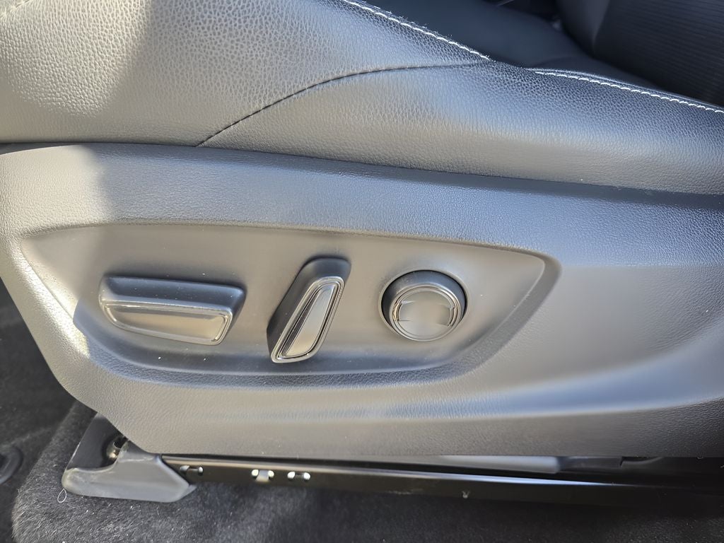 2023 Toyota bZ4X Limited