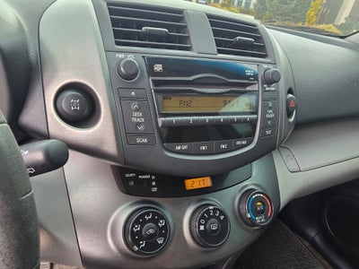2009 Toyota RAV4 Base