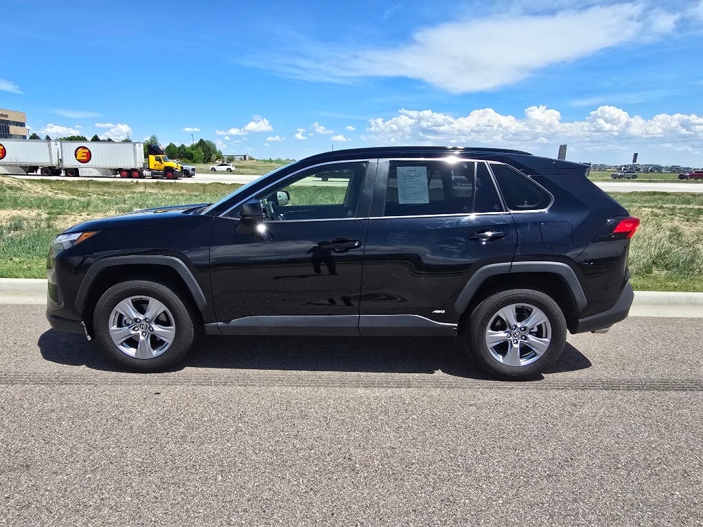 2025 Toyota RAV4 Hybrid LE