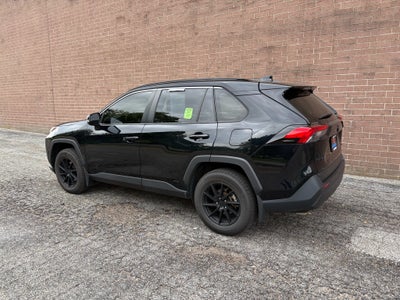 2022 Toyota RAV4 Hybrid LE