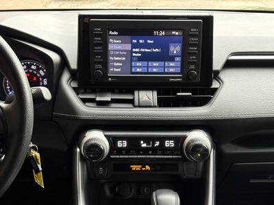 2022 Toyota RAV4 Hybrid LE