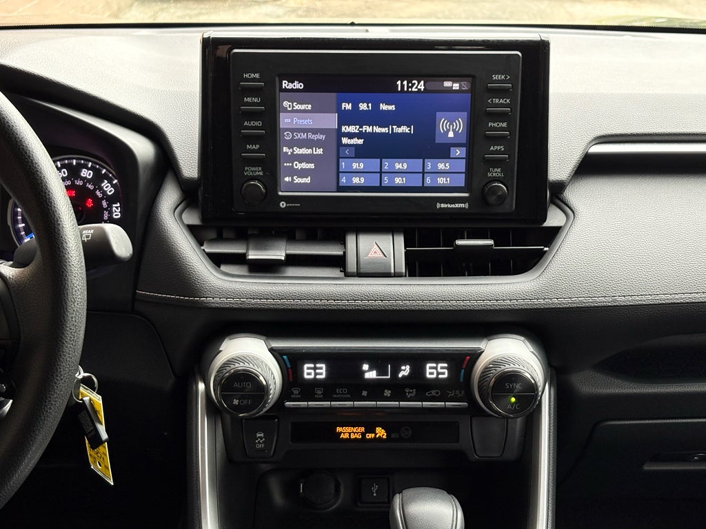 2022 Toyota RAV4 Hybrid LE