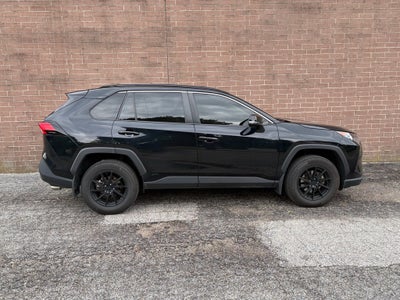 2022 Toyota RAV4 Hybrid LE