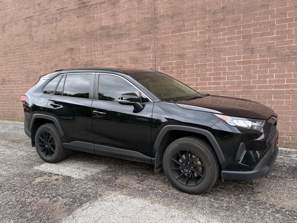 2022 Toyota RAV4 Hybrid LE