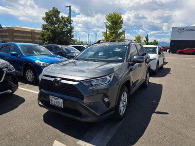 2020 Toyota RAV4 XLE