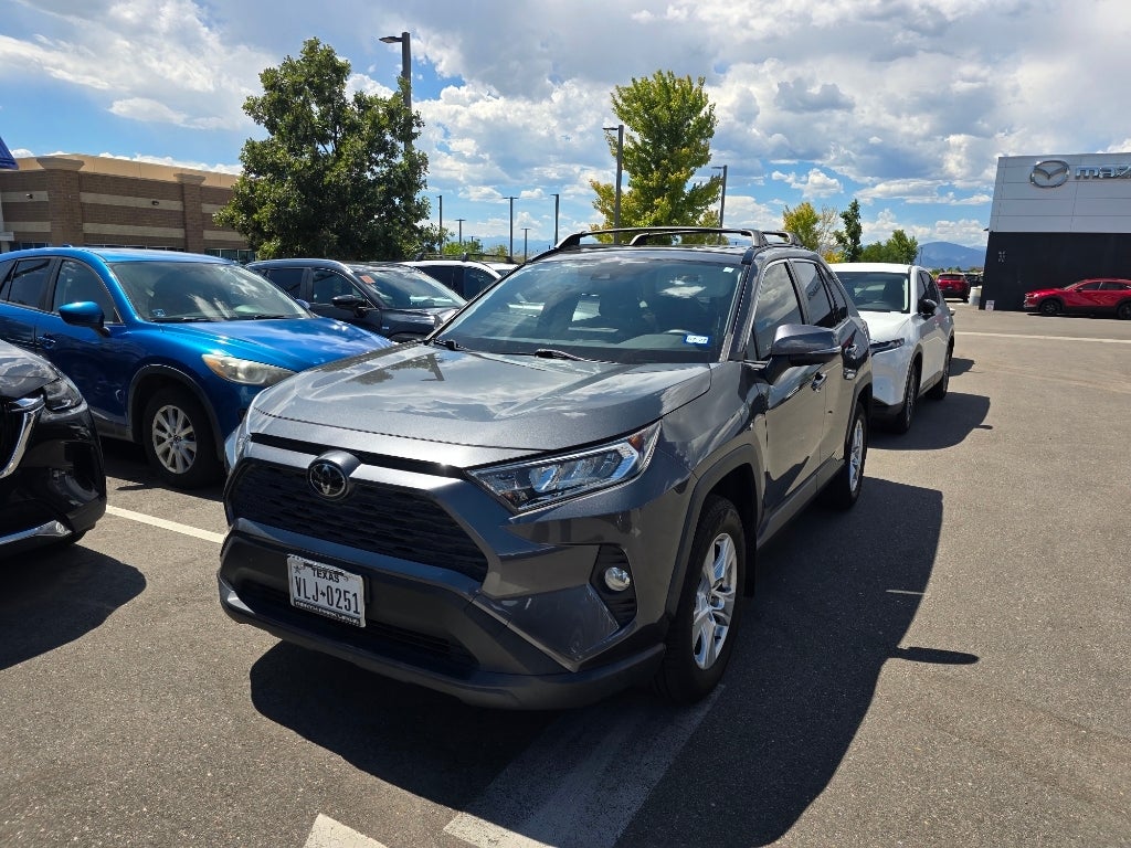 2020 Toyota RAV4 XLE