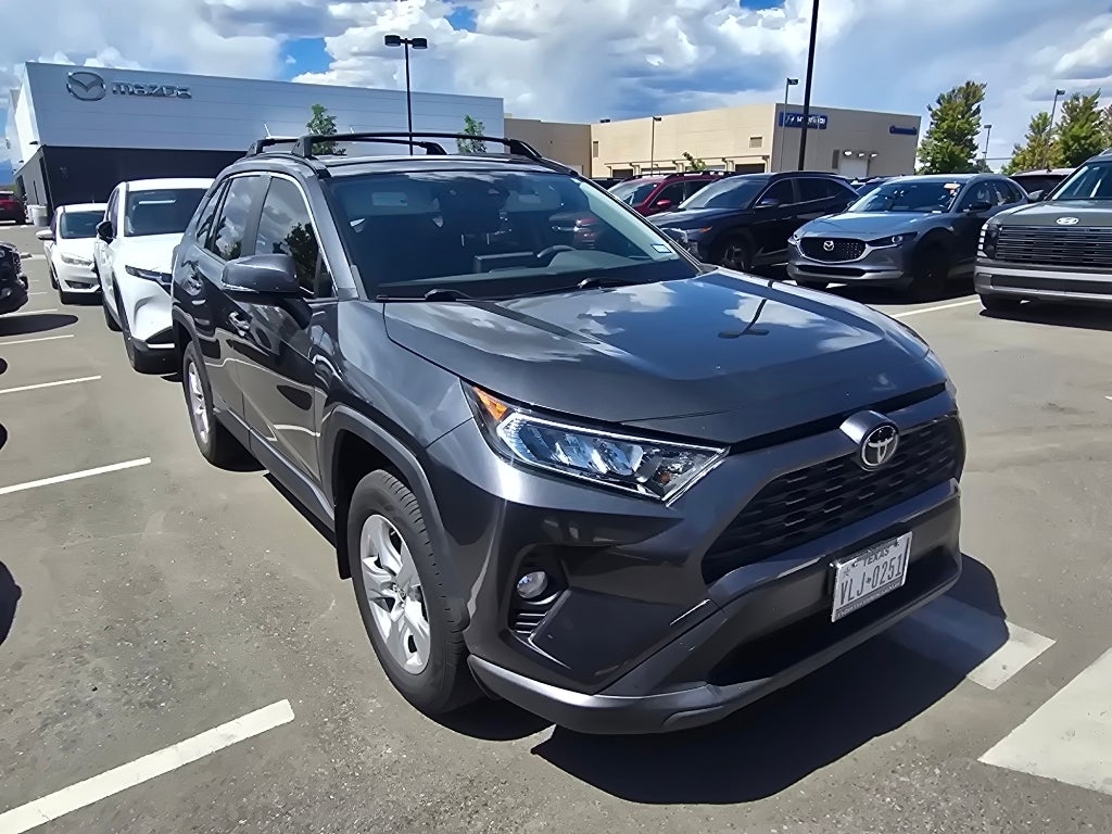 2020 Toyota RAV4 XLE