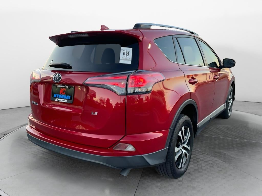 2017 Toyota RAV4 LE
