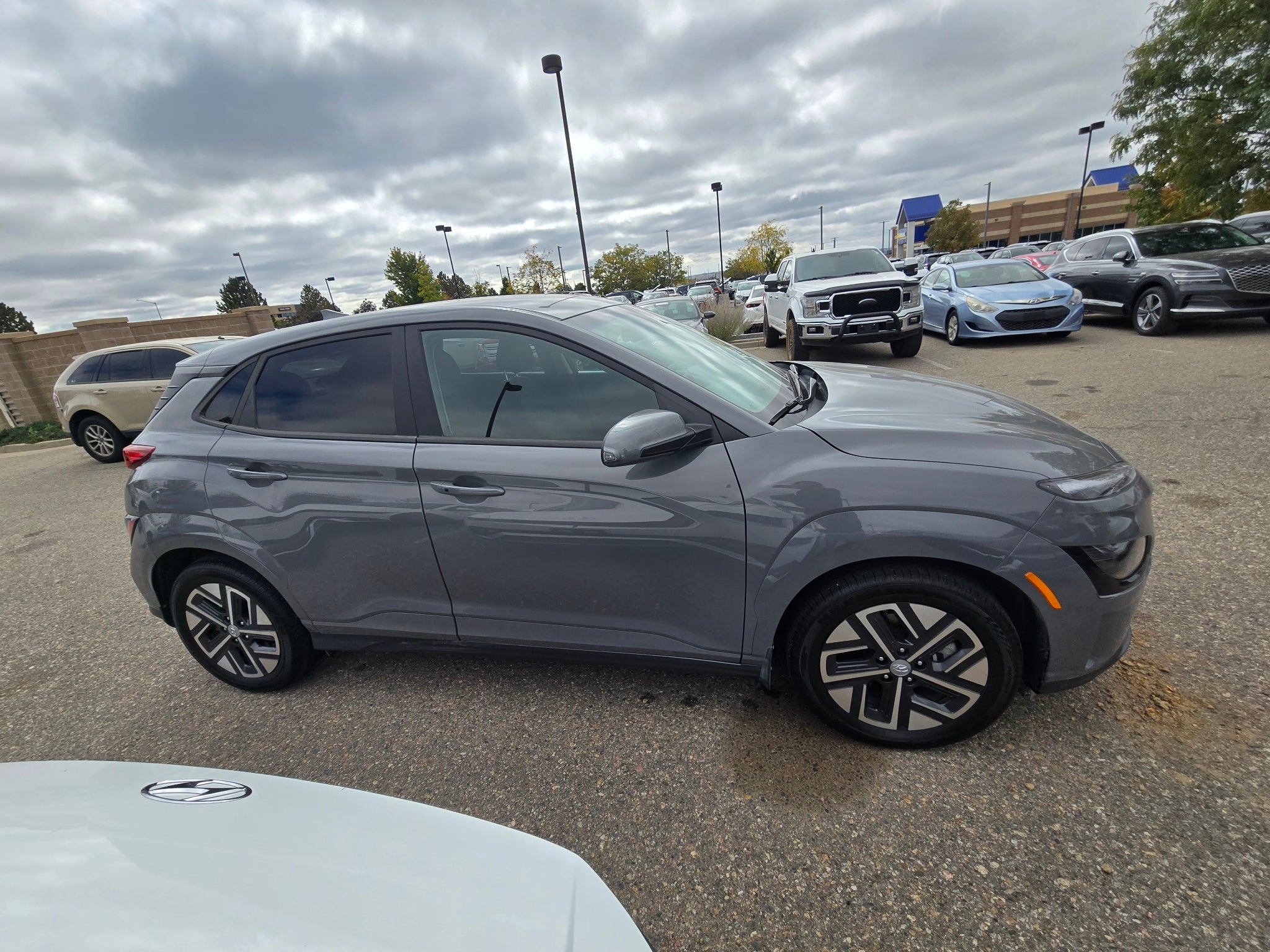 2023 Hyundai Kona Electric SE