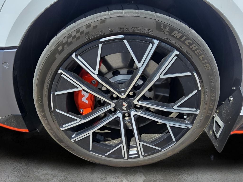 2025 Hyundai IONIQ 5 N Base (A1)