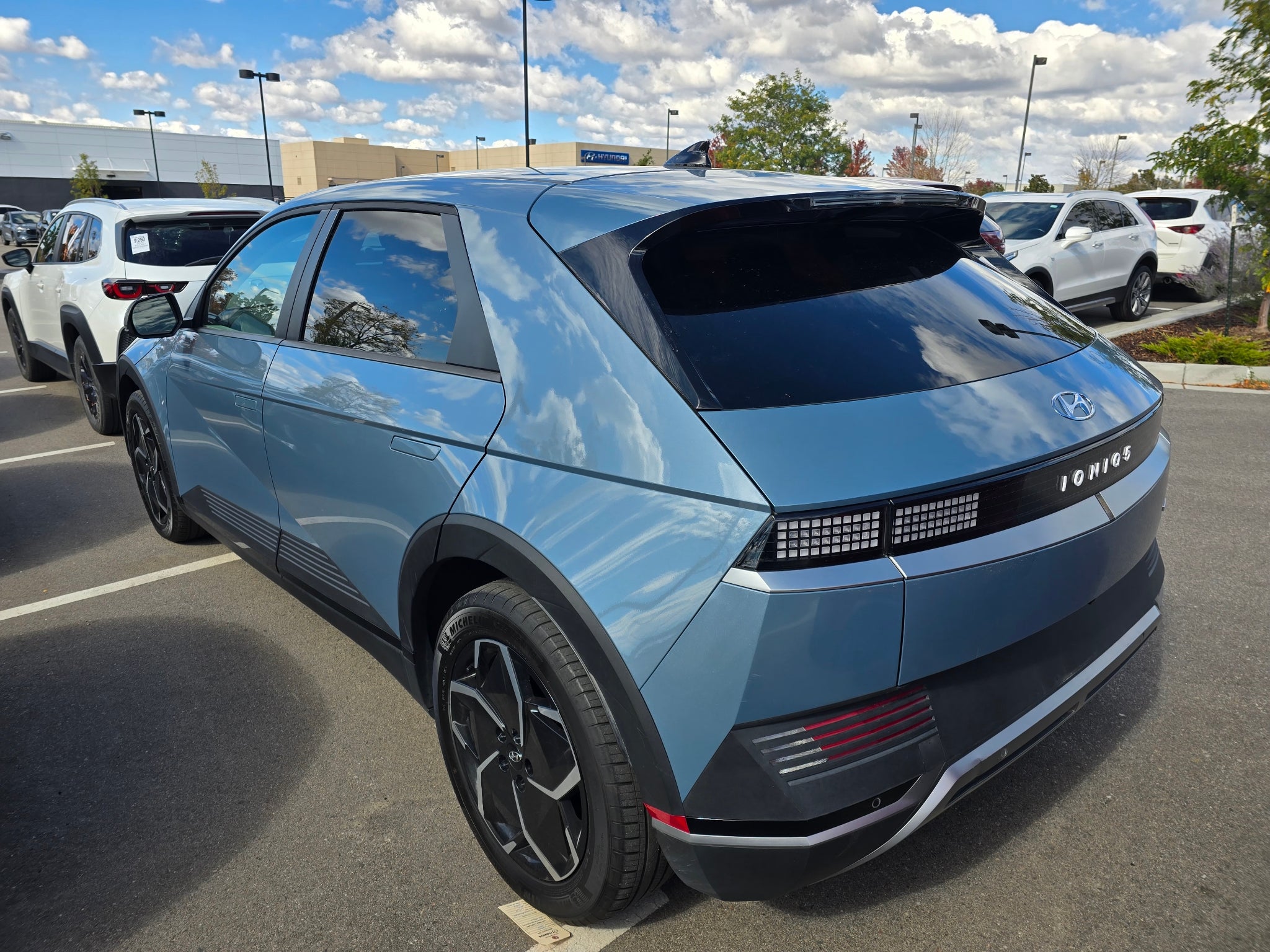 2024 Hyundai IONIQ 5 SEL