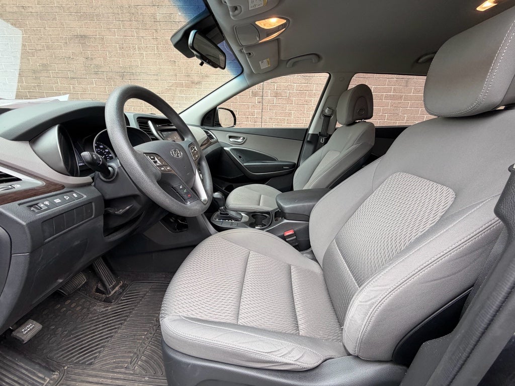 2018 Hyundai Santa Fe SE