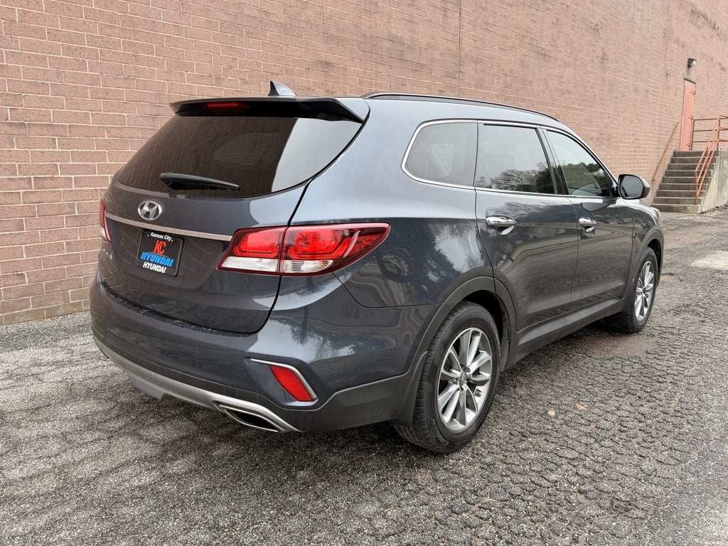 2018 Hyundai Santa Fe SE