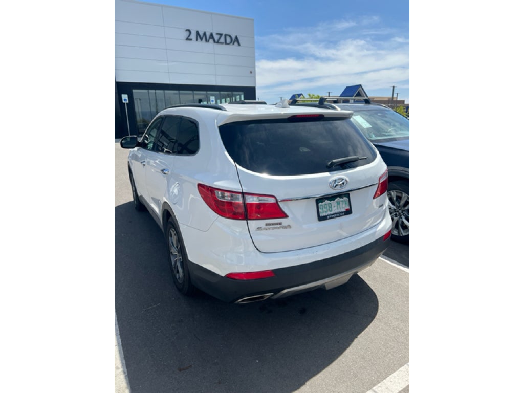 2016 Hyundai Santa Fe SE