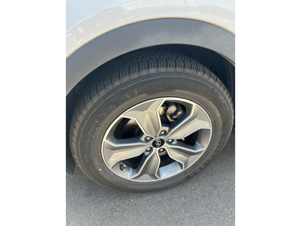 2016 Hyundai Santa Fe SE