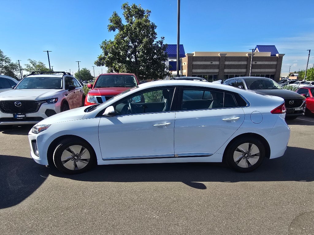 2021 Hyundai Ioniq Hybrid SE