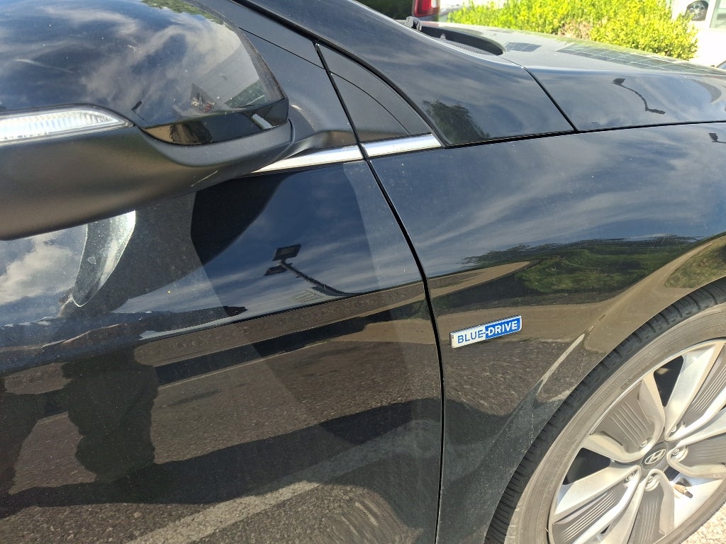 2017 Hyundai Ioniq Hybrid Limited