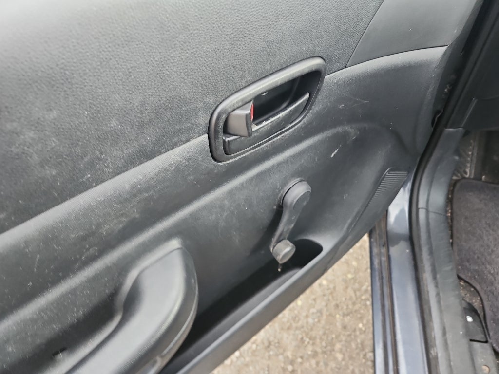 2010 Hyundai Accent 3-Door GS