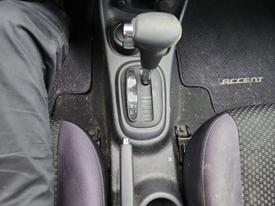 2010 Hyundai Accent 3-Door GS