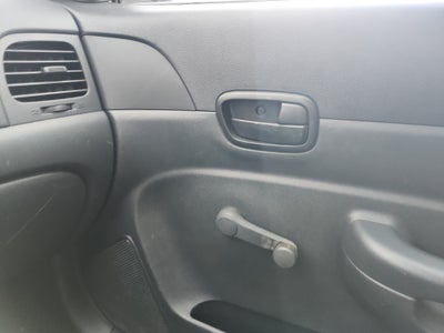 2010 Hyundai Accent 3-Door GS