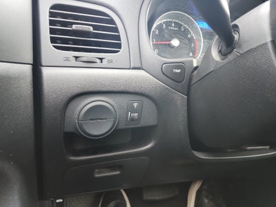 2010 Hyundai Accent 3-Door GS