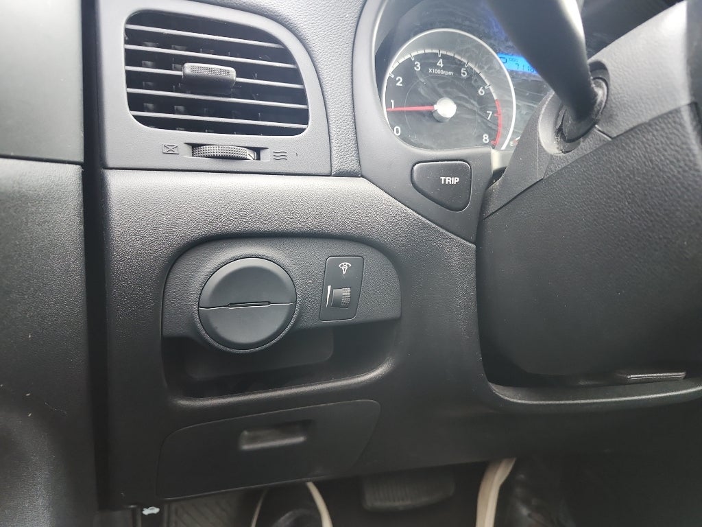 2010 Hyundai Accent 3-Door GS