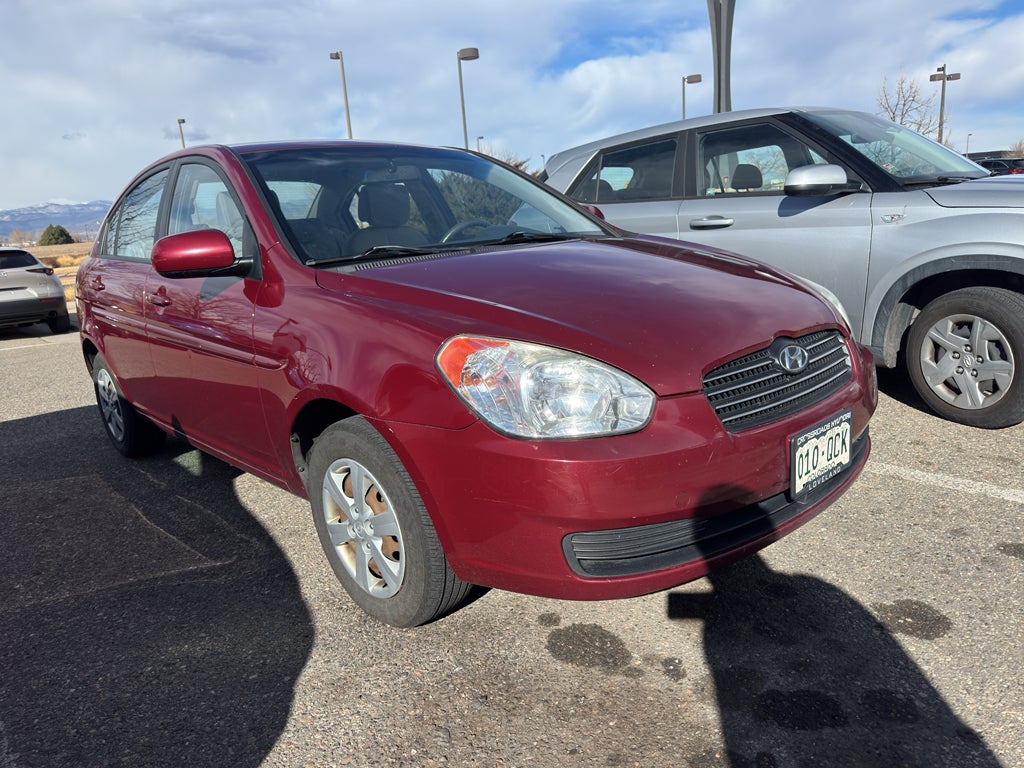 2010 Hyundai Accent 4-Door GLS