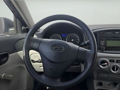 2010 Hyundai Accent 4-Door GLS