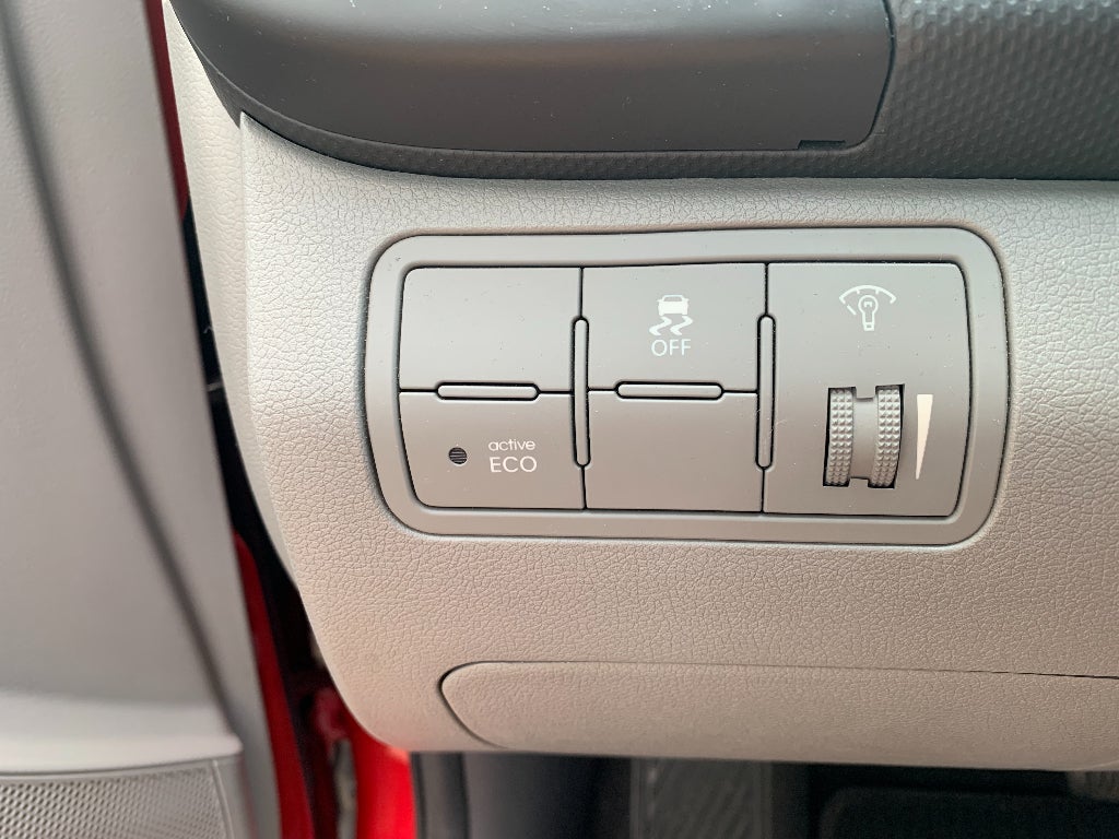 2013 Hyundai Accent 5-Door GS