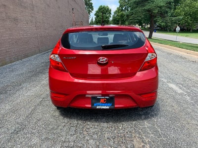 2013 Hyundai Accent 5-Door GS