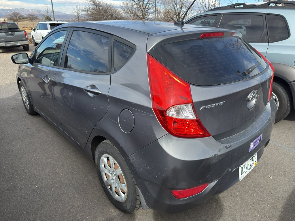 2014 Hyundai Accent 5-Door GS