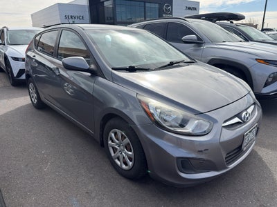 2014 Hyundai Accent 5-Door GS