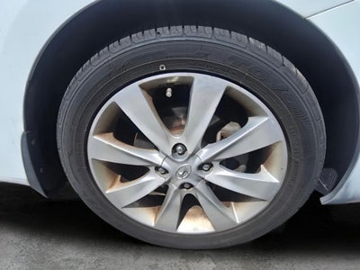 2012 Hyundai Accent 5-Door SE