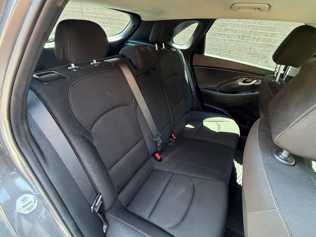 2018 Hyundai Elantra GT Base