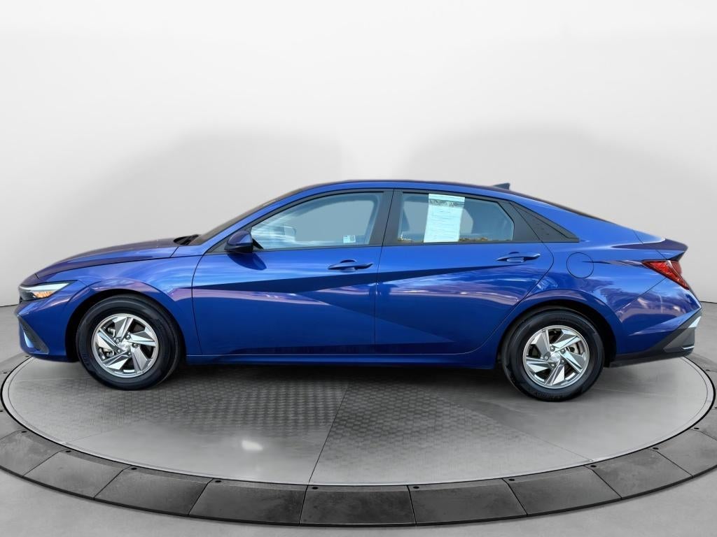2024 Hyundai Elantra SE