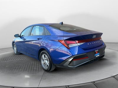2024 Hyundai Elantra SE