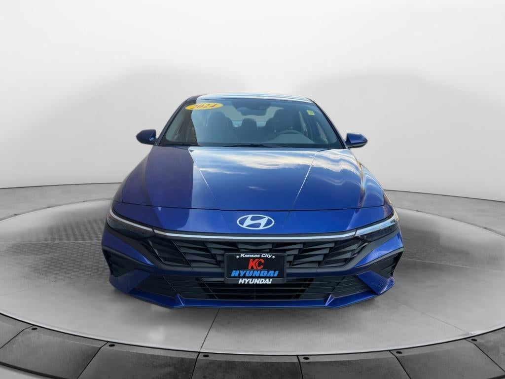 2024 Hyundai Elantra SE