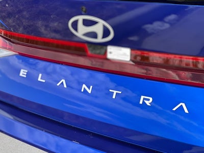 2025 Hyundai Elantra SEL Sport