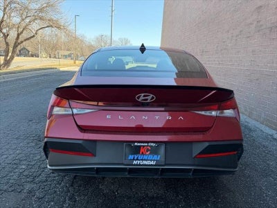 2025 Hyundai Elantra SEL Sport
